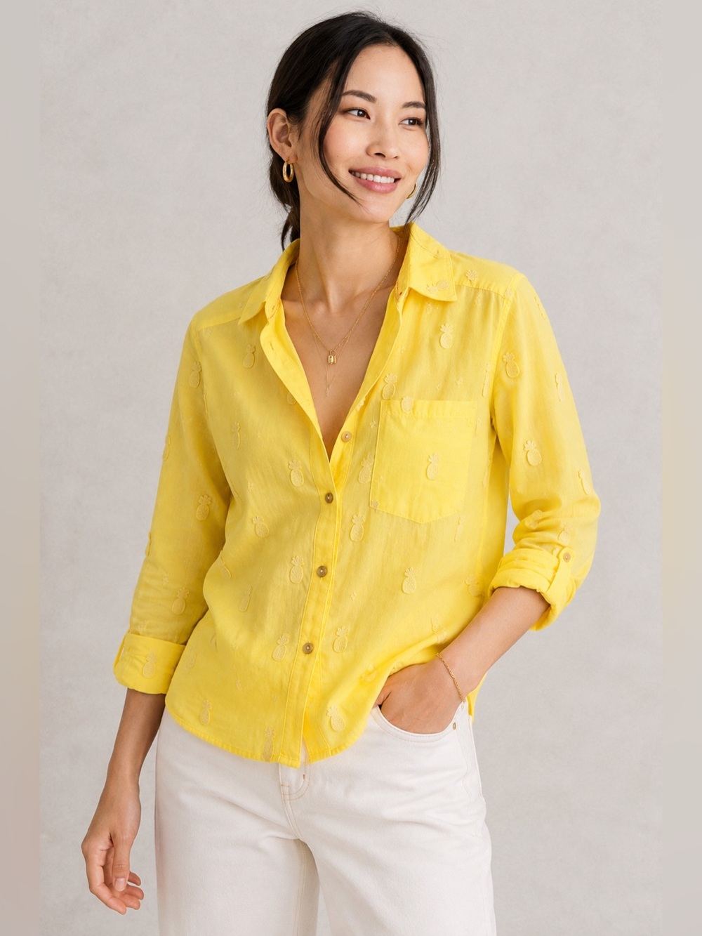 Maeve Anthropologie Yellow Embroidered Pineapple Button Down Shirt Size 6